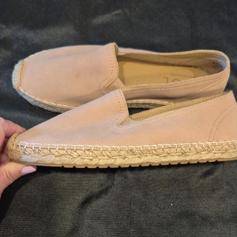 Naturalizer Soul Women's Everly Blush Espadrilles